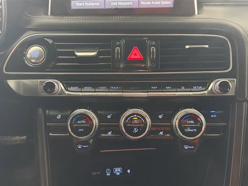 Used 2021 Genesis G70 3.3T w/ Sport Package RWD image 17