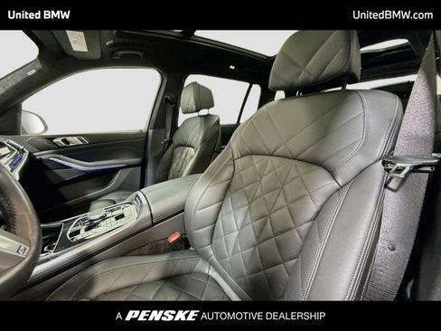 Used 2024 BMW X7 xDrive40i w/ M Sport Package AWD/4WD image 5