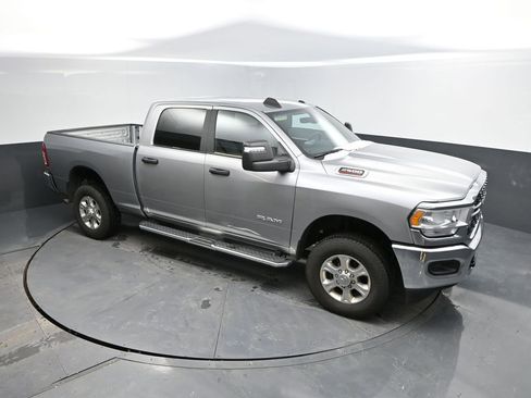 Used 2024 RAM 2500 Big Horn image 25