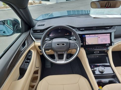 New 2026 Jeep Grand Cherokee L Limited AWD/4WD image 22