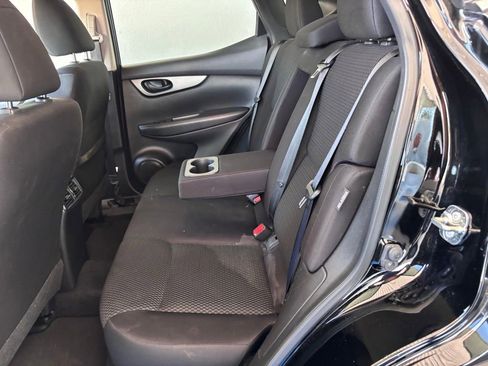 Used 2022 Nissan Rogue Sport S FWD image 14