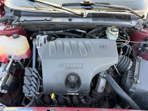 Used 2005 Buick Le Sabre Limited w/ Celebration Edition Package FWD image 41