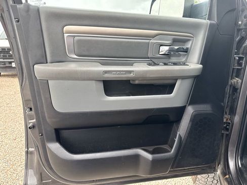 Used 2018 RAM 2500 Big Horn AWD/4WD image 25