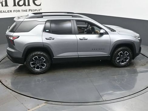 New 2026 Chevrolet Equinox ACTIV w/ Convenience Package III FWD image 17