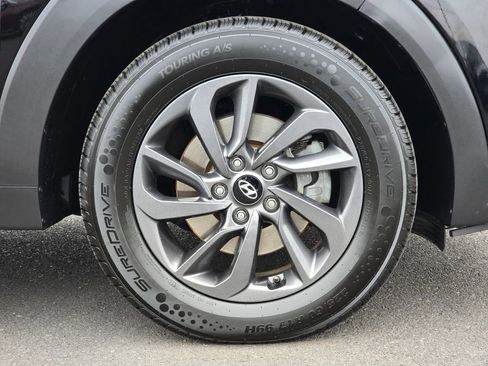 Used 2017 Hyundai Tucson SE Plus w/ Cargo Package image 11