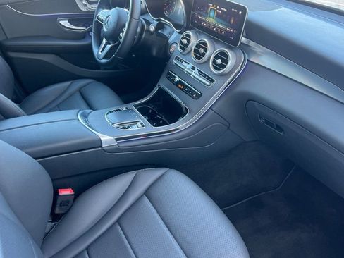 Used 2022 Mercedes-Benz GLC 300 4MATIC image 13