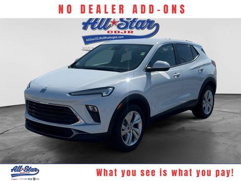 Used 2024 Buick Encore GX Preferred FWD image 1