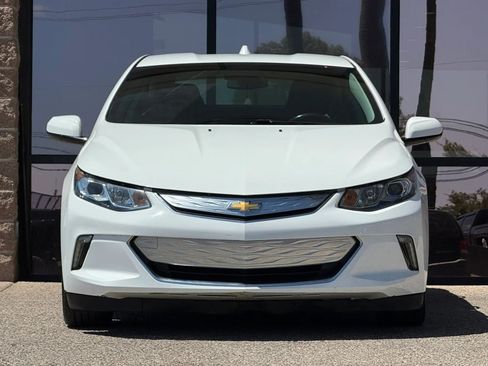 Used 2017 Chevrolet Volt LT w/ Comfort Package FWD image 21