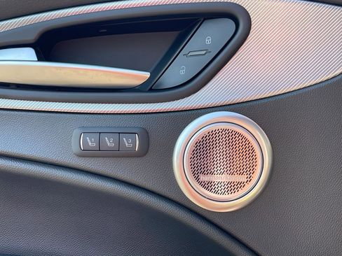 Used 2018 Alfa Romeo Stelvio Ti Sport image 33