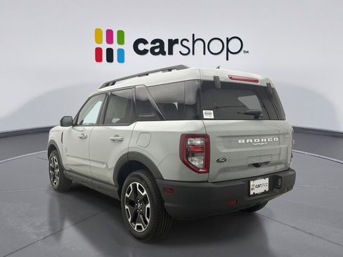 Used 2023 Ford Bronco Sport Outer Banks w/ Tech Package AWD/4WD image 3