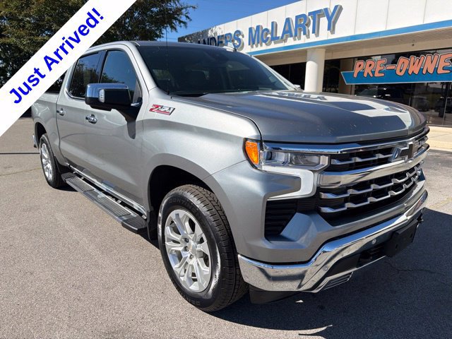Used 2024 Chevrolet Silverado 1500 LTZ AWD/4WD image 1