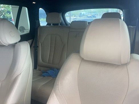 Used 2021 BMW X5 sDrive40i w/ Premium Package 2 RWD image 14