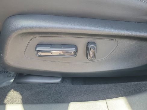 Used 2025 Acura ADX FWD image 18