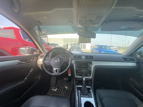 Used 2013 Volkswagen Passat 2.5 SE FWD image 5