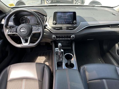Certified 2024 Nissan Altima 2.5 SR FWD image 17