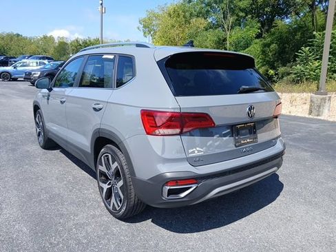 Used 2023 Volkswagen Taos SEL AWD/4WD image 4