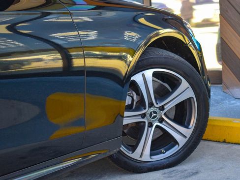 Used 2019 Mercedes-Benz E 300 4MATIC w/ Convenience Package image 20