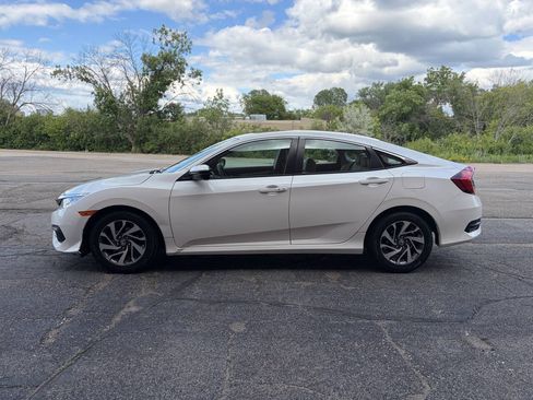 Used 2016 Honda Civic EX image 4