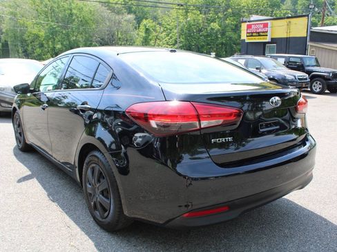 Used 2017 Kia Forte LX FWD image 10