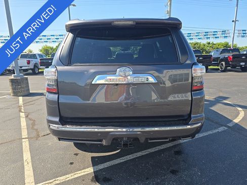 Used 2023 Toyota 4Runner Limited AWD/4WD image 5