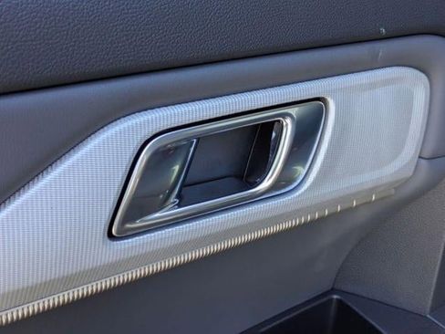 New 2026 Ford Explorer Active image 24