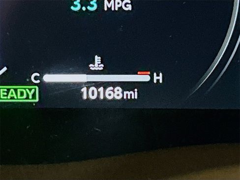 Used 2025 Toyota Camry XSE w/ Premium Package image 10