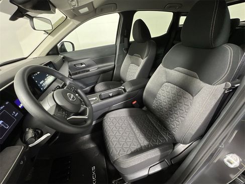 New 2026 Nissan Kicks SV image 13