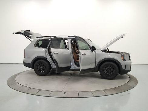 Used 2024 Kia Telluride SX X-Pro AWD/4WD image 17