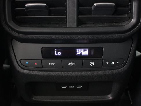 Used 2024 Honda Pilot EX-L image 29