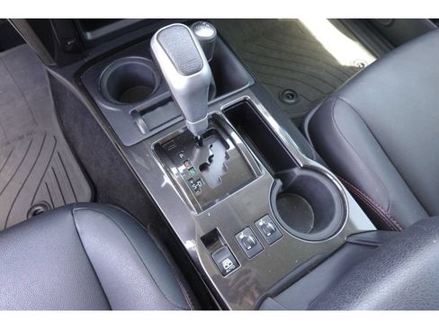 Used 2016 Toyota 4Runner TRD Pro AWD/4WD image 19
