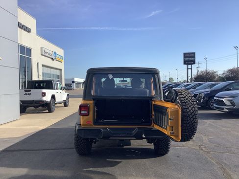 New 2026 Jeep Wrangler Sport AWD/4WD image 7