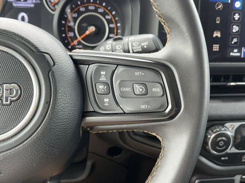 Used 2024 Jeep Wrangler Unlimited Sport AWD/4WD image 16