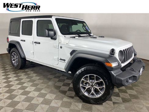 Used 2026 Jeep Wrangler Unlimited Sport AWD/4WD image 1