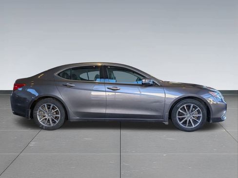 Used 2019 Acura TLX image 7