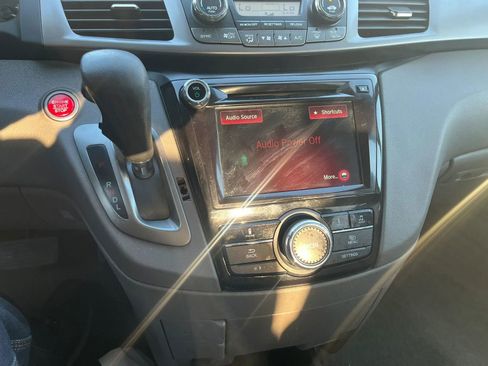 Used 2016 Honda Odyssey EX image 17