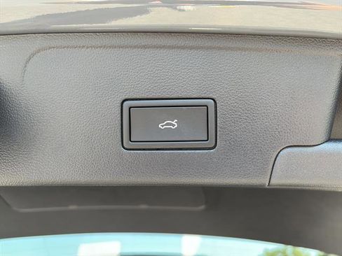 New 2026 Volkswagen Atlas Cross Sport SEL Premium R-Line image 13