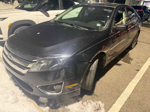 Used 2010 Ford Fusion SE image 1