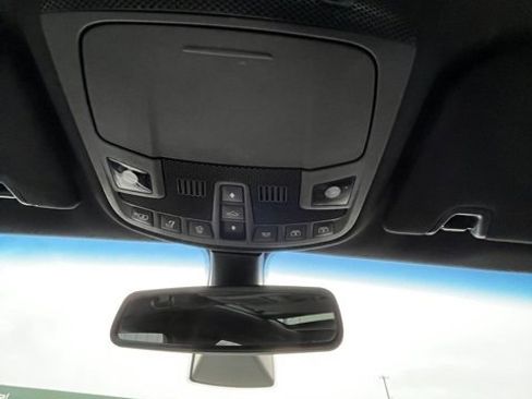 Used 2018 Lincoln Continental Reserve w/ Continental Climate Package image 43