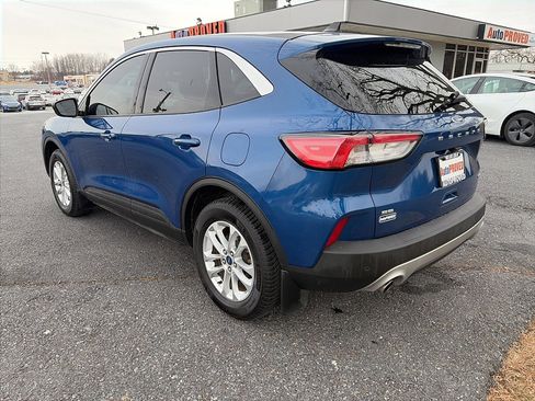 Used 2022 Ford Escape SE w/ Convenience Package image 5