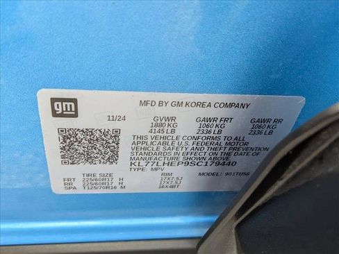 Used 2025 Chevrolet Trax LT FWD image 23