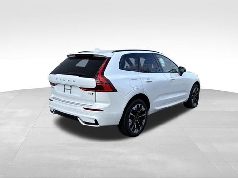 New 2026 Volvo XC60 B5 Plus w/ Protection Package Premier image 6