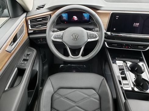New 2026 Volkswagen Atlas SE AWD/4WD image 9