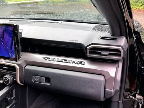 Used 2024 Toyota Tacoma TRD Off-Road AWD/4WD image 22