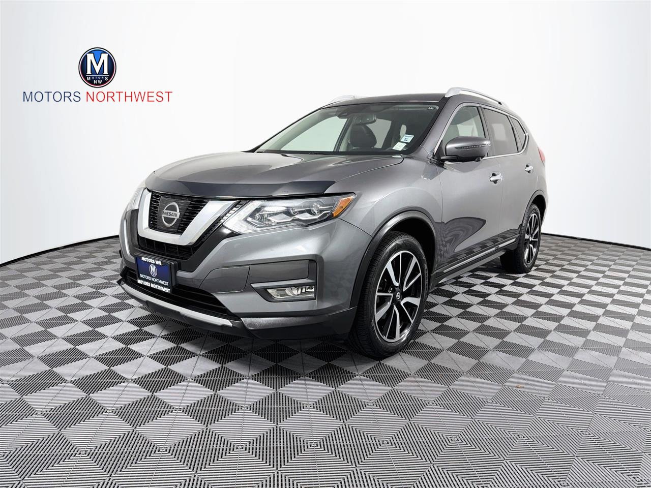 Used 2017 Nissan Rogue Platinum AWD/4WD image 1