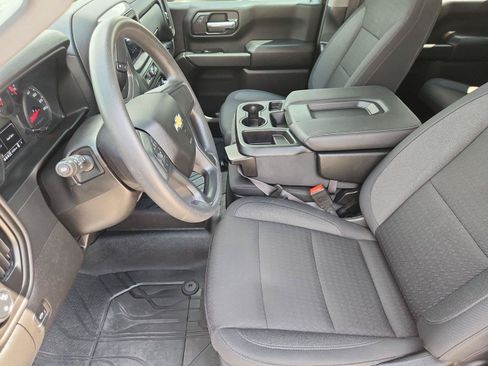 Certified 2025 Chevrolet Silverado 2500 Custom w/ Custom Value Package AWD/4WD image 18