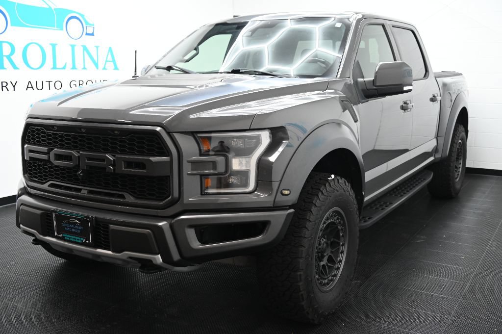 Used 2018 Ford F150 Raptor w/ Equipment Group 802A Luxury AWD/4WD image 4