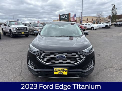 Used 2023 Ford Edge Titanium w/ Class II Trailer Tow Package AWD/4WD image 4