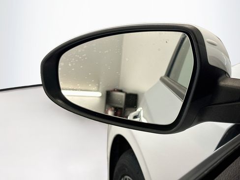Used 2024 Kia Forte LXS FWD image 16