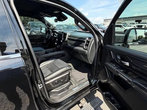 Used 2023 RAM 1500 Limited AWD/4WD image 18
