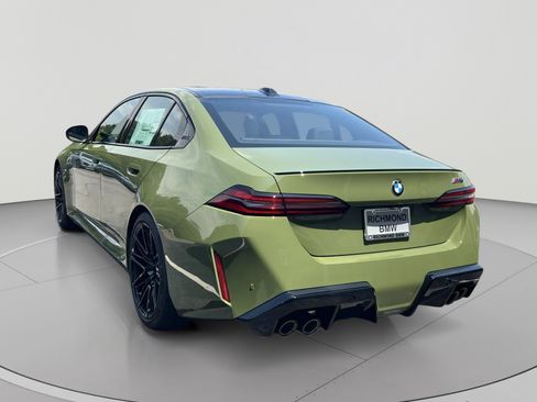 New 2027 BMW M5 w/ Executive Package AWD/4WD image 3